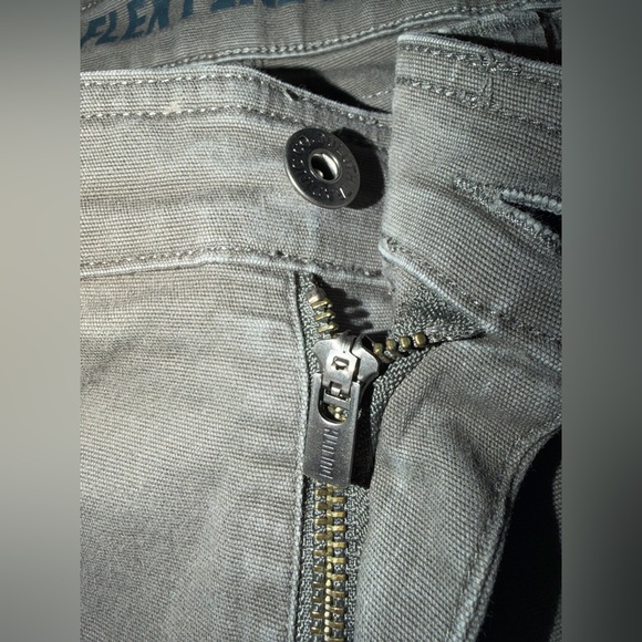 Duluth Trading Men's Flex Fire Hose Relaxed Fit Cargo Work Pants 36x30 Gray EUC - Picture 11 of 12